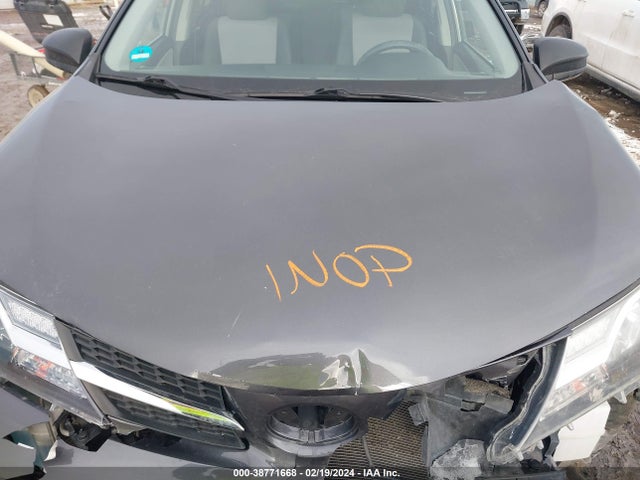 Toyota RAV4 LE 2014 JTMBFREV5EJ010007 Image 10