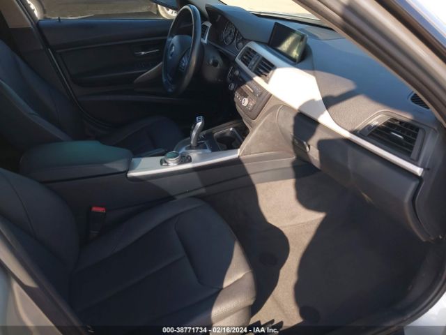 WBA3B1C57EPV79441 BMW 320i