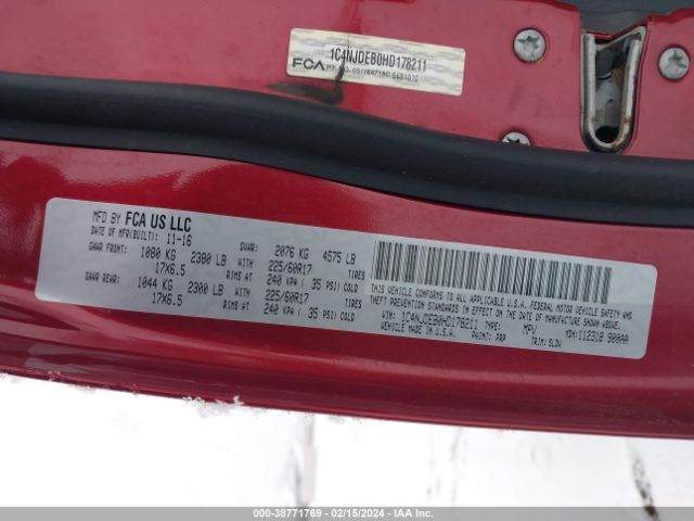 1C4NJDEB0HD178211 Jeep Compass High Altitude 4x4