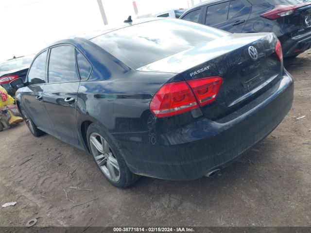 1VWBV7A31FC049689 Volkswagen Passat 2.0l Tdi Se