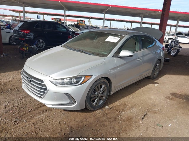 Hyundai ELANTRA SE 2017 5NPD84LFXHH115429 Image 2