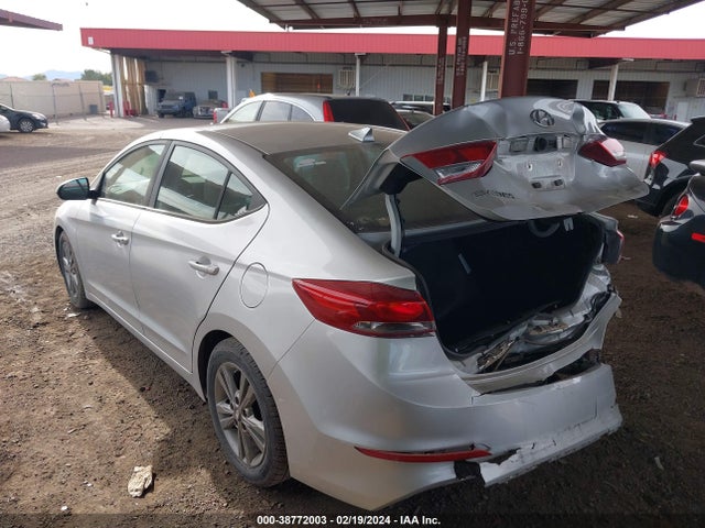 Hyundai ELANTRA SE 2017 5NPD84LFXHH115429 Image 3