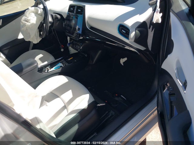 Toyota PRIUS XLE 2019 JTDKARFU2K3098860 Image 5