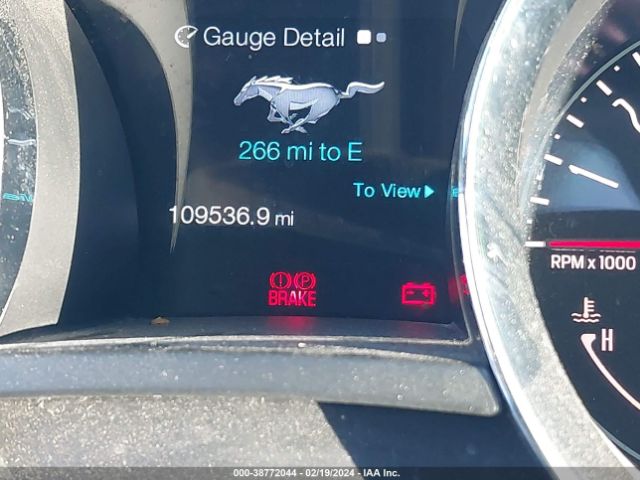 1ZVBP8CF0E5209779 Ford Mustang Gt Premium
