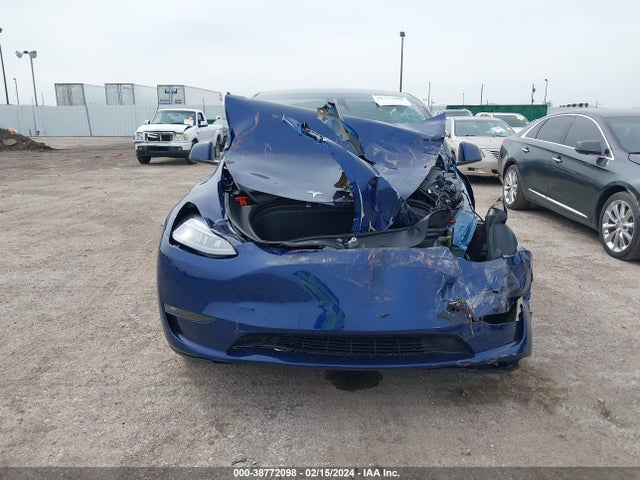 2024 TESLA MODEL Y 7SAYGAEE1RF981921 Photo 5