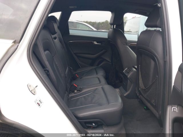 WA1LFAFP2FA038560 Audi Q5 2.0t Premium