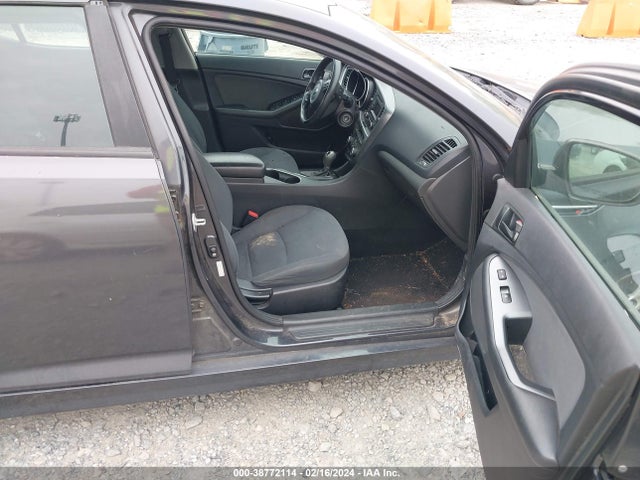 KIA Optima Lx 2015 KNAGM4A74F5645829 Image 5
