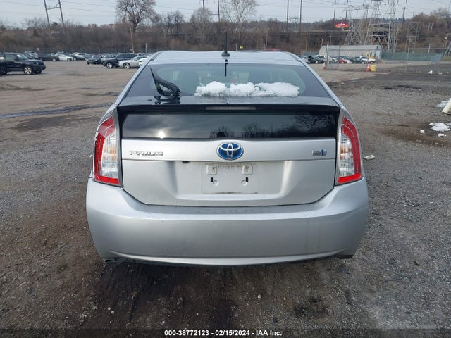 Toyota Prius Four 2015 JTDKN3DU6F0425207 Image 16
