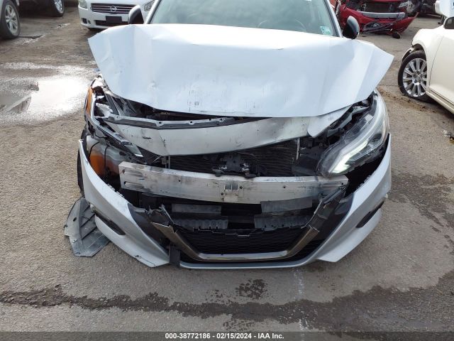 1N4BL4CV0KC184376 Nissan Altima 2.5 Sr