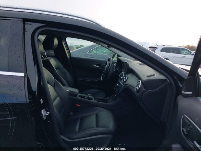 WDCTG4EB9FJ111380 Mercedes-Benz GLA 250