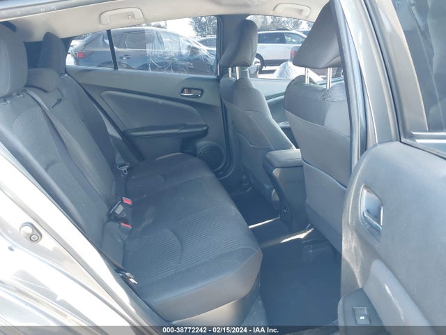 Toyota Prius Two 2018 JTDKBRFU9J3077614 Image 8