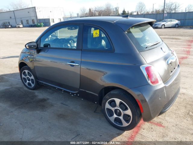 2016 FIAT 500E 3C3CFFGE1GT113652 Photo 2