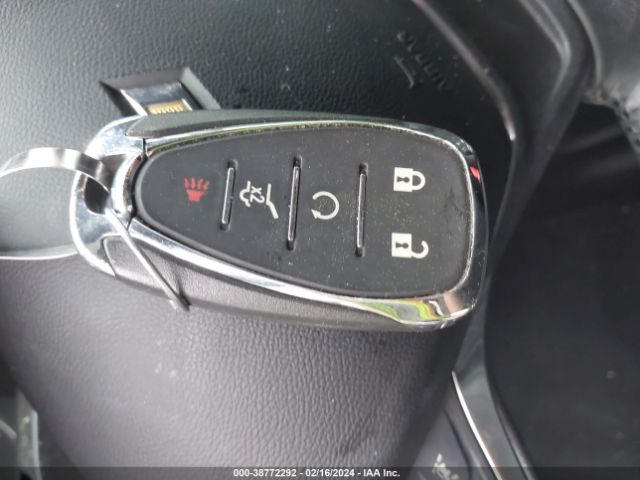 2GNAXKEV5M6110157 Chevrolet Equinox Fwd Lt
