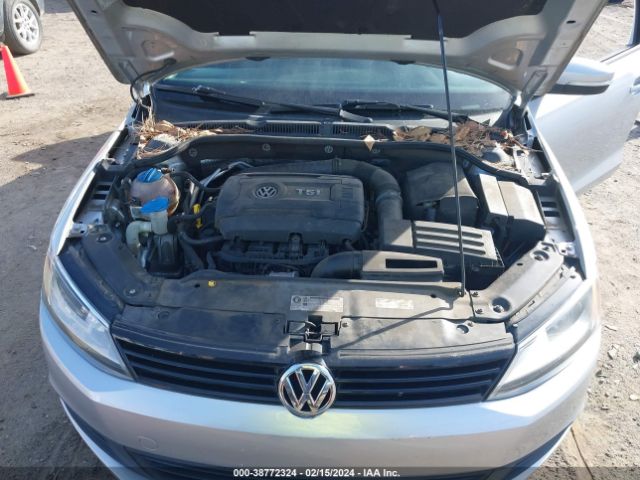 3VWD07AJXEM251398 Volkswagen Jetta 1.8t Se