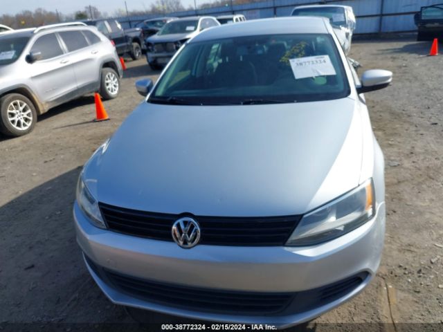 3VWD07AJXEM251398 Volkswagen Jetta 1.8t Se