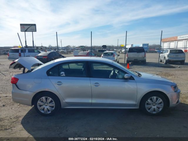 3VWD07AJXEM251398 Volkswagen Jetta 1.8t Se
