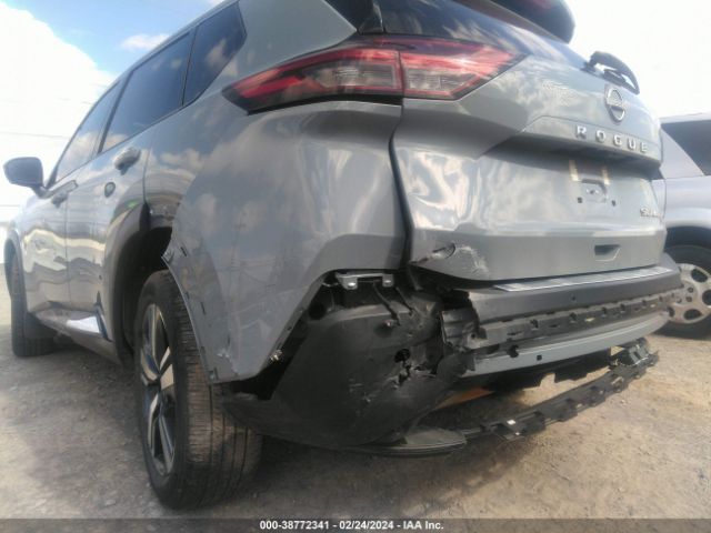 5N1BT3CB1NC689675 Nissan Rogue Sl Intelligent Awd