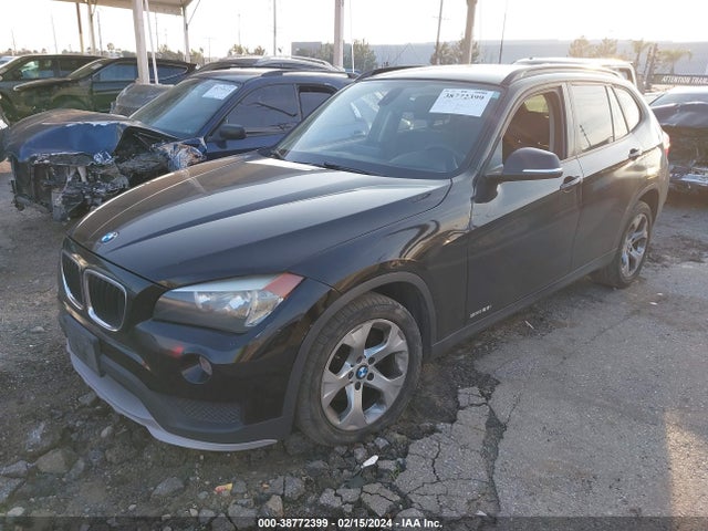 BMW X1 Sdrive28i 2015 WBAVM1C59FV315850 Image 2