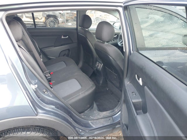 KIA Sportage Lx 2016 KNDPB3AC4G7810171 Image 8