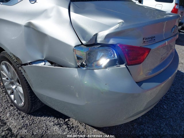 Chevrolet IMPALA LS 2018 2G11Z5SA1J9124369 Image 18