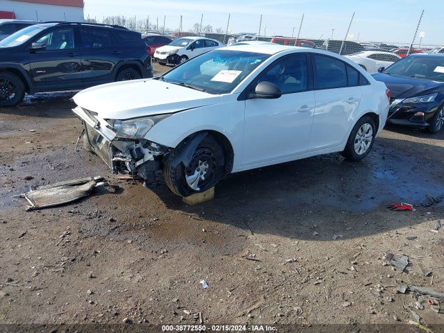 Chevrolet Cruze Ls Auto 2014 1G1PA5SH8E7166995 Image 2