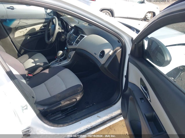 Chevrolet Cruze Ls Auto 2014 1G1PA5SH8E7166995 Image 5