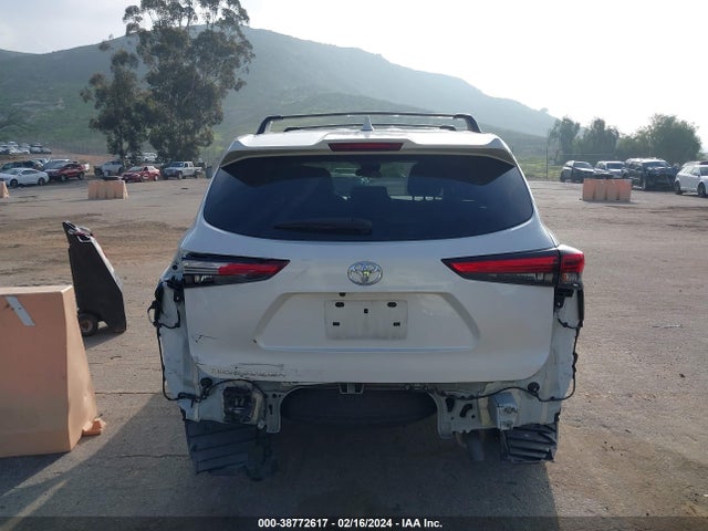Toyota Highlander L 2021 5TDCZRAH6MS527085 Image 17