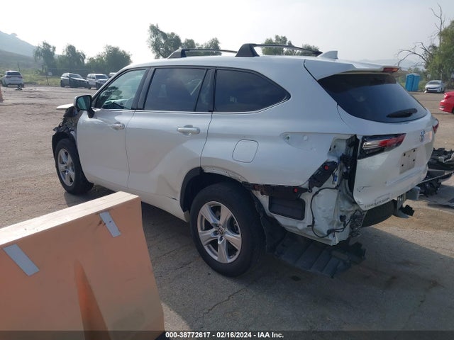 Toyota Highlander L 2021 5TDCZRAH6MS527085 Image 3