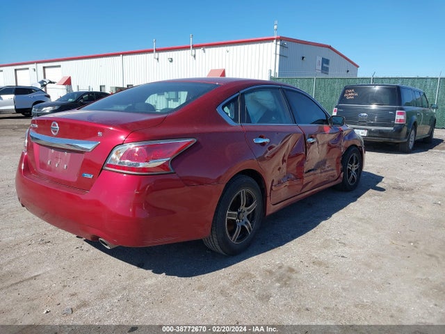 Nissan Altima 2.5 S 2014 1N4AL3AP8EN361596 Image 4