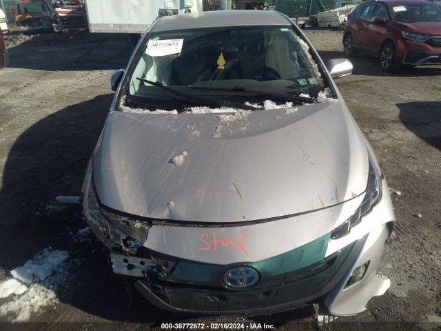 Toyota Prius Prime Plus 2017 JTDKARFP4H3006151 Image 10