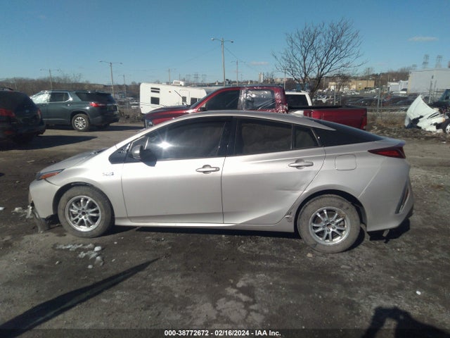 Toyota Prius Prime Plus 2017 JTDKARFP4H3006151 Image 15