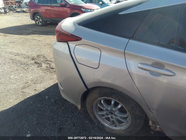 Toyota Prius Prime Plus 2017 JTDKARFP4H3006151 Image 20