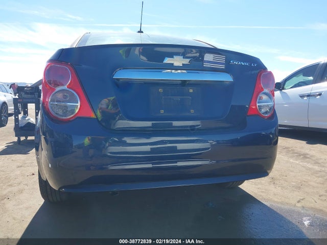 Chevrolet Sonic Lt Auto 2015 1G1JC5SH1F4217613 Image 16