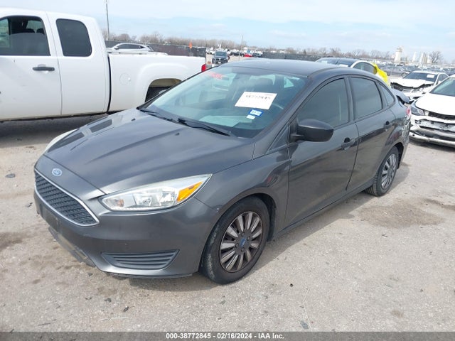 Ford FOCUS S 2016 1FADP3E23GL293352 Image 2