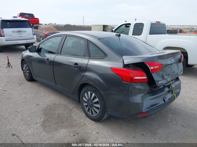 Ford FOCUS S 2016 1FADP3E23GL293352 Image 3