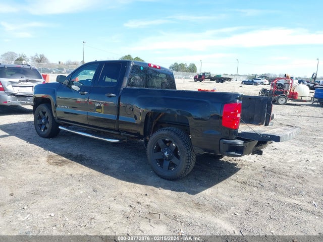 Chevrolet Silverado 1500 Custom 2018 1GCRCPEC1JZ105556 Image 3