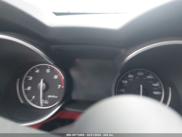 ZASFAKNN5J7B82804 Alfa Romeo Stelvio Ti Sport Awd