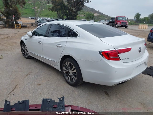 1G4ZP5SS6HU209046 Buick Lacrosse Essence