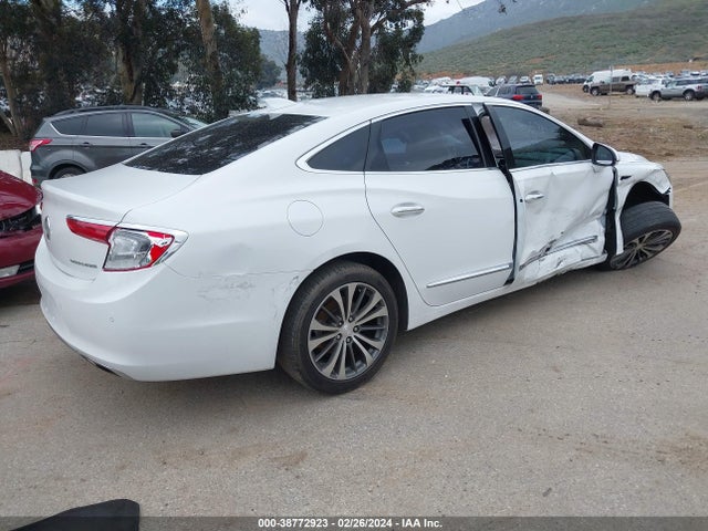 1G4ZP5SS6HU209046 Buick Lacrosse Essence