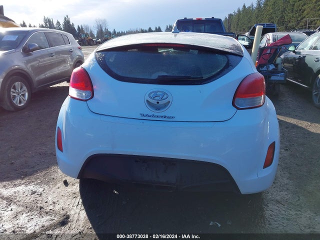 2015 HYUNDAI VELOSTER VIN: KMHTC6AD2FU235554
