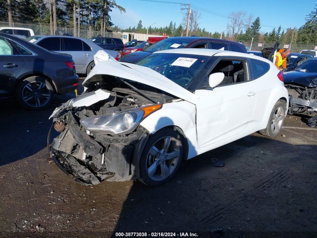 2015 HYUNDAI VELOSTER VIN: KMHTC6AD2FU235554