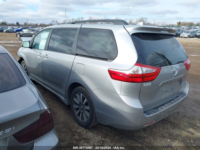 Toyota Sienna Xle 7 Passenger 2018 5TDDZ3DC7JS196532 Image 3