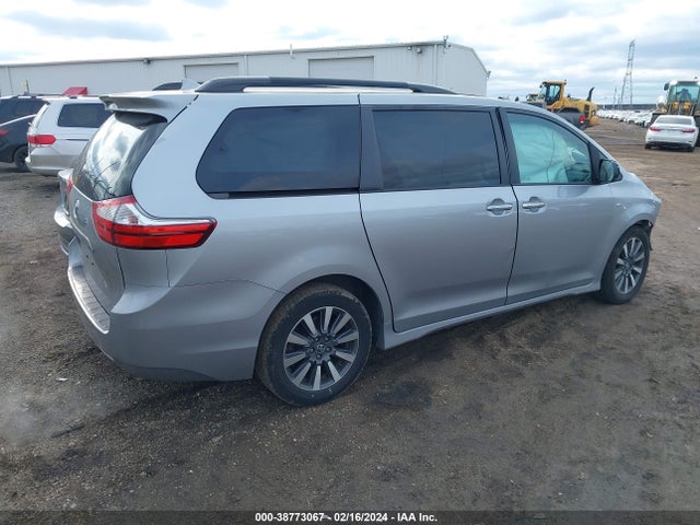 Toyota Sienna Xle 7 Passenger 2018 5TDDZ3DC7JS196532 Image 4