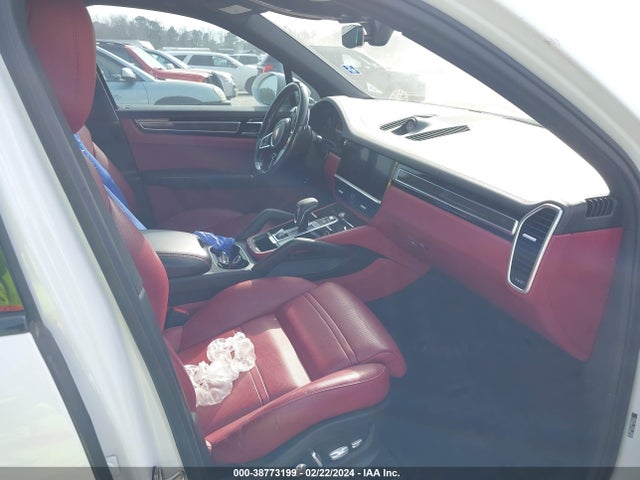 2019 PORSCHE CAYENNE WP1AB2AY1KDA65237 Photo 4