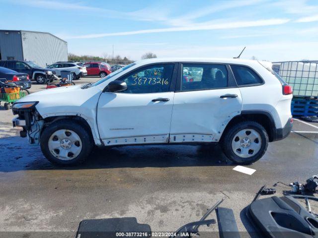 1C4PJLAB1EW168554 Jeep Cherokee Sport