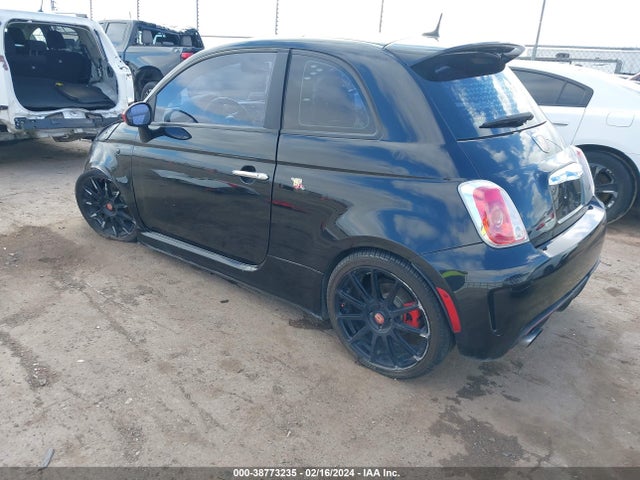 2013 FIAT 500 3C3CFFFH3DT515485 Photo 2