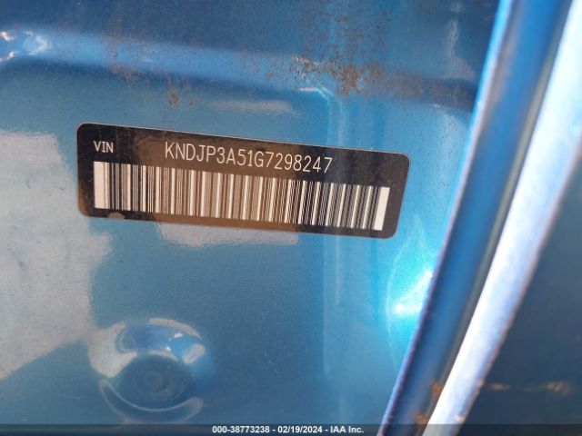 KNDJP3A51G7298247 KIA SOUL +