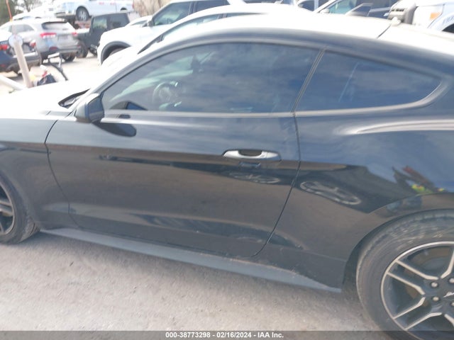 Ford Mustang Ecoboost Premium Fastback 2022 1FA6P8THXN5106977 Image 14
