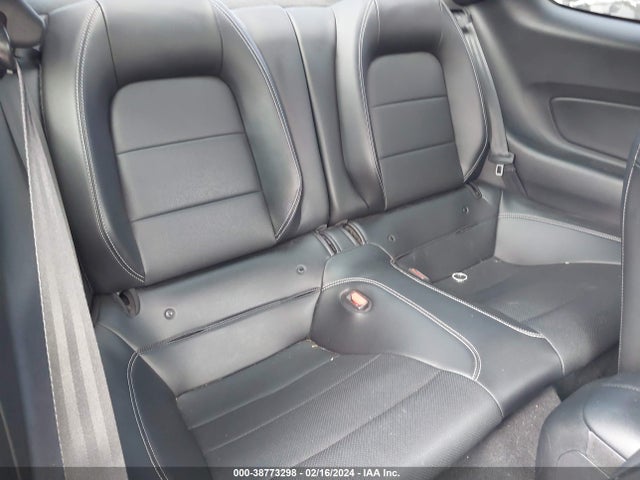 Ford Mustang Ecoboost Premium Fastback 2022 1FA6P8THXN5106977 Image 8