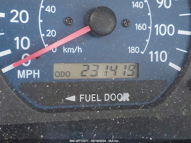 2003 TOYOTA SIENNA XLE VIN: 4T3ZF13C23U519083
